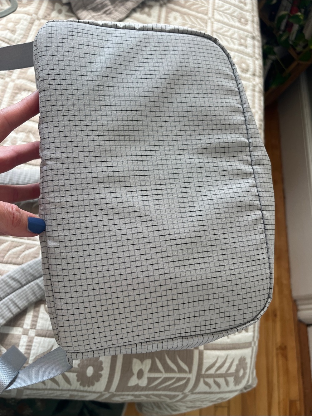 Lululemon Backpack - Picture 6 of 9